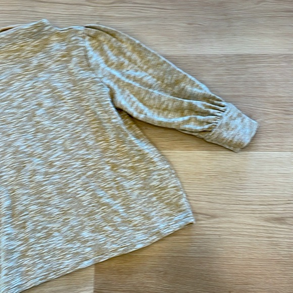 Madewell sweater size Medium. Light brown & cream . - Picture 4 of 7